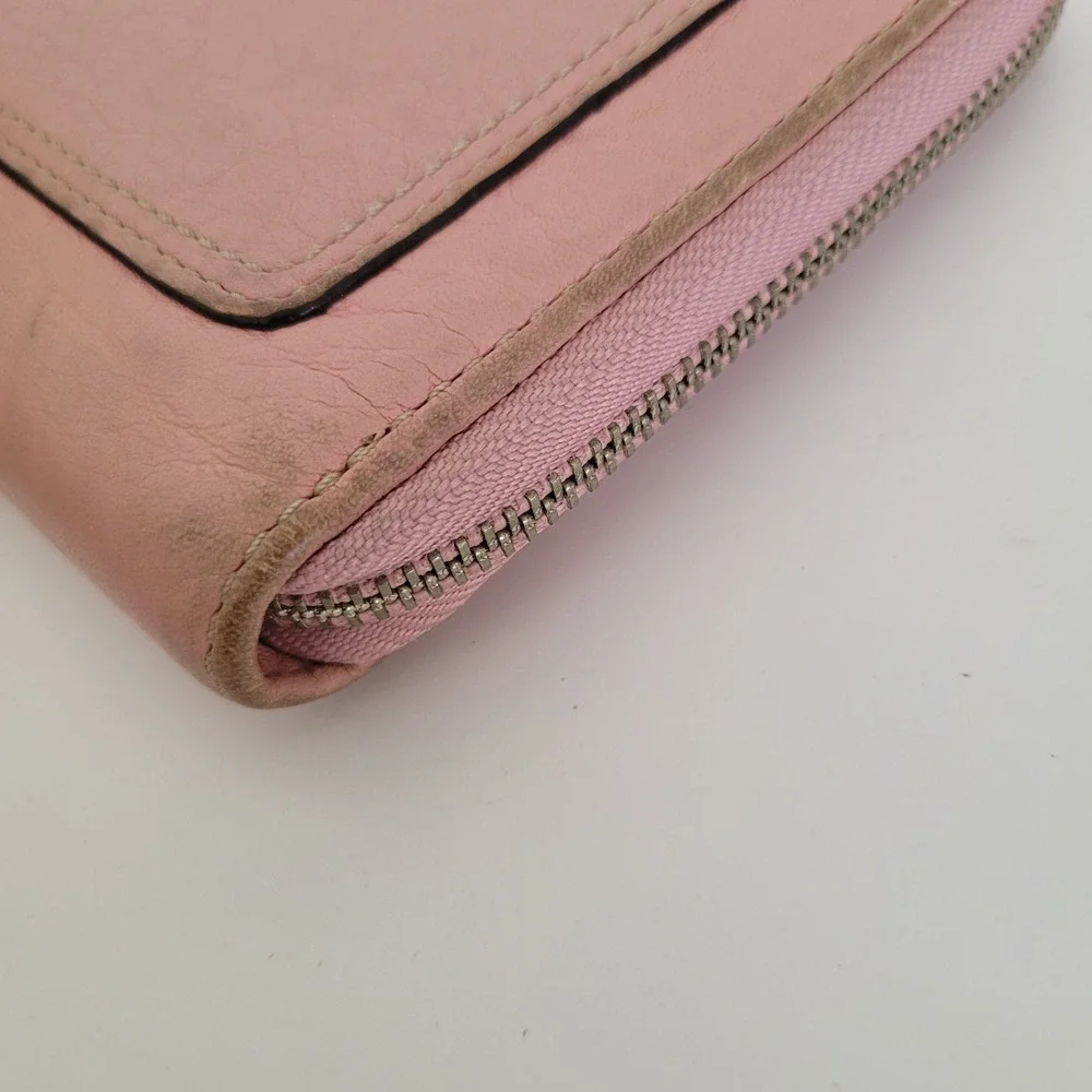Coach Pink Pebbled Leather Small Zip Around Wallet Coin Pocket Medallion